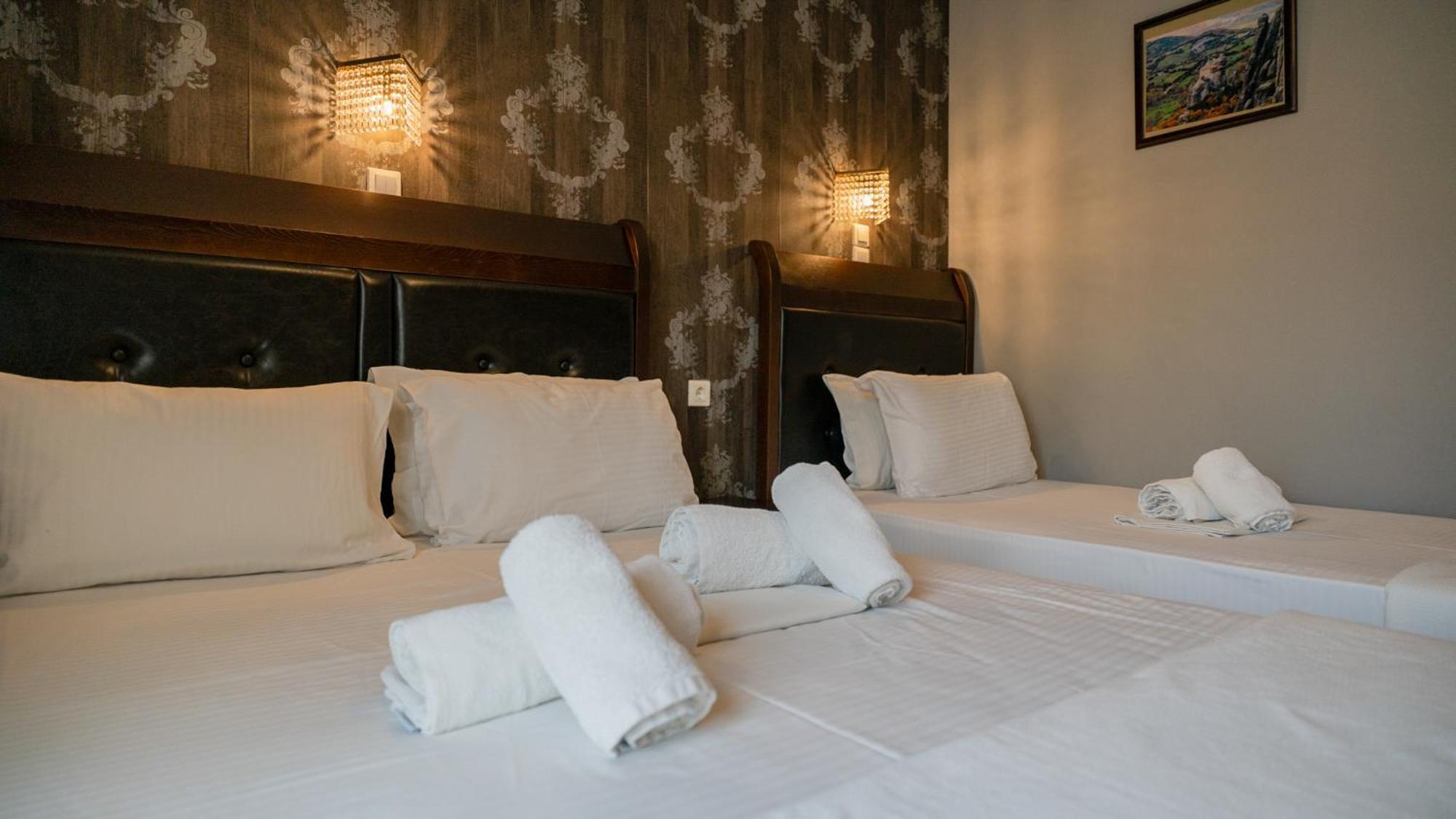 Toti Boutique Rooms Калампака Экстерьер фото