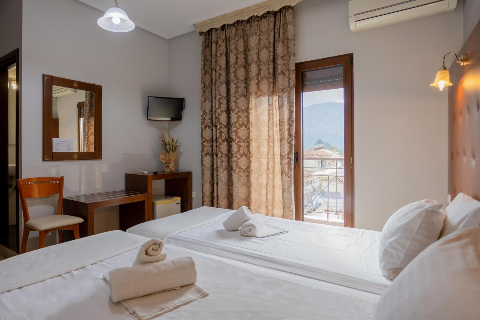 Toti Boutique Rooms Калампака Экстерьер фото